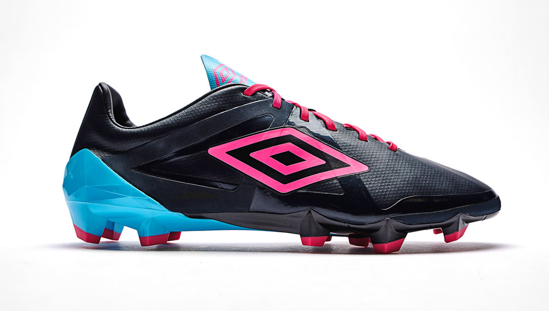 Umbro soccer outlet boots price