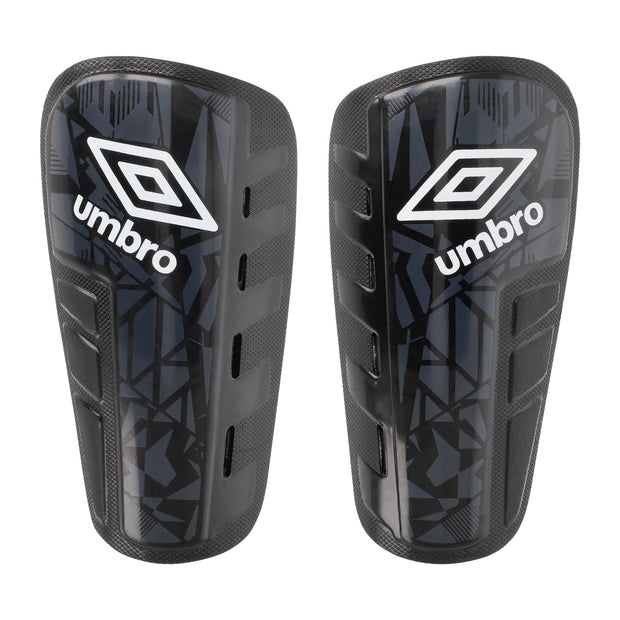 Umbro Defender Shinguard - Black/White