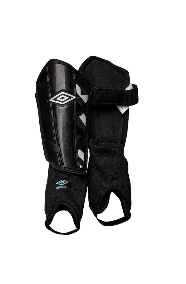 Umbro Veloce Guard W/Sock - Black/White